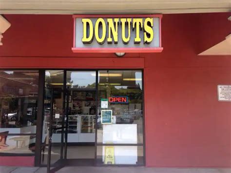 Vasy's Donut Shop, Fremont 